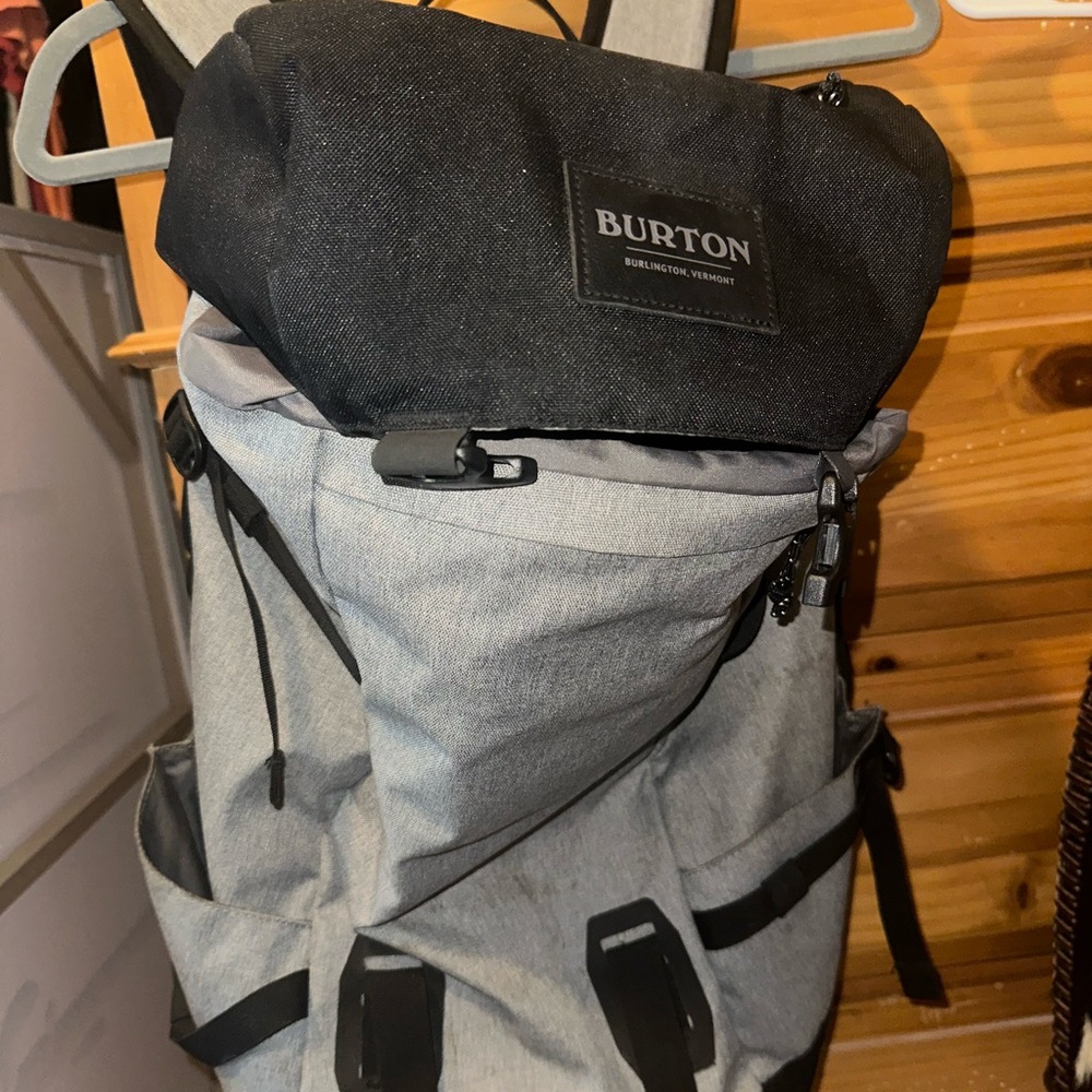 Burton Tinder backpack